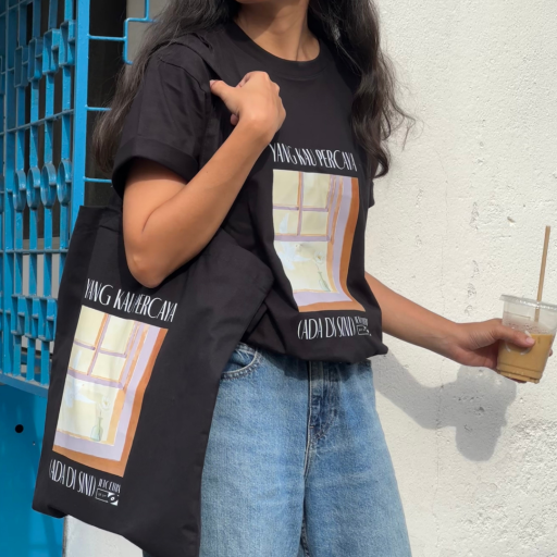 Yang Kau Percaya T-Shirt + Totebag Combo - image 2