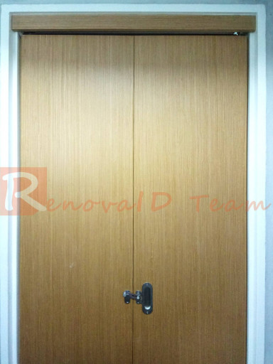 Veneer Plywood Bifold Door - https://hitpay-production.s3.ap-southeast-1.amazonaws.com/products/97222d99208c48d9a5fa9bb9c6ba4afe.jpg