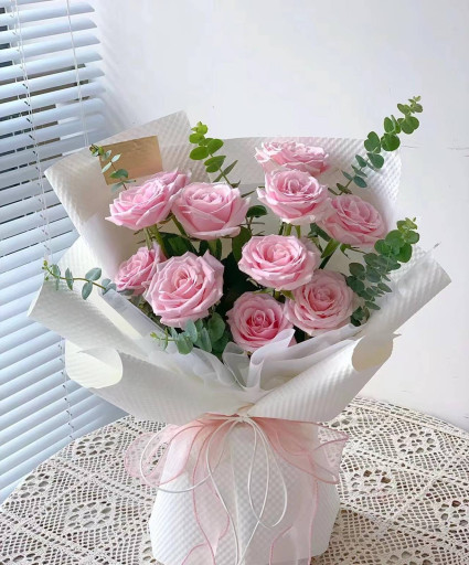 Soft Petals 柔软花瓣 - https://hitpay-production.s3.ap-southeast-1.amazonaws.com/products/9c0e9872ef14442aa2346ea4e9133ed9.jpeg