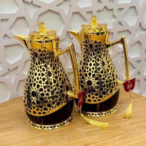 Black-Gold Coffee and Tea Thermos Flask Set (2-piece) - https://hitpay-production.s3.ap-southeast-1.amazonaws.com/products/9d0669cd9aeb45ada3841b563d029a16.jpeg