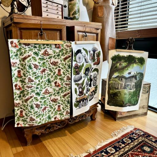 Teatowels - https://hitpay-production.s3.ap-southeast-1.amazonaws.com/products/9d8c81a23aa147ab8353fd4824a1df86.jpeg