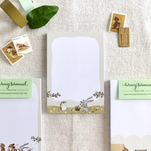 Summer Meadow Blooms - Memo Pad | Summer Collection - https://hitpay-production.s3.ap-southeast-1.amazonaws.com/products/9df72a5f0d4d4d6ba6f83ce0c303d36b.jpeg