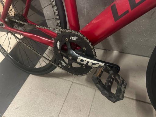 Leader 735 Fullbike - https://hitpay-production.s3.ap-southeast-1.amazonaws.com/products/9dfdb41ed4024c098101c8d3d24f303f.jpeg