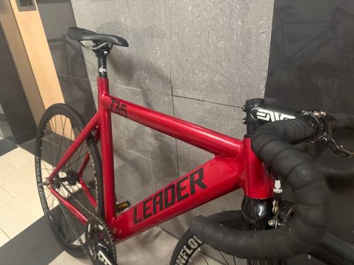 Leader 735 Fullbike - https://hitpay-production.s3.ap-southeast-1.amazonaws.com/products/9dfdb41edbe944f982210afadb9c4747.jpeg