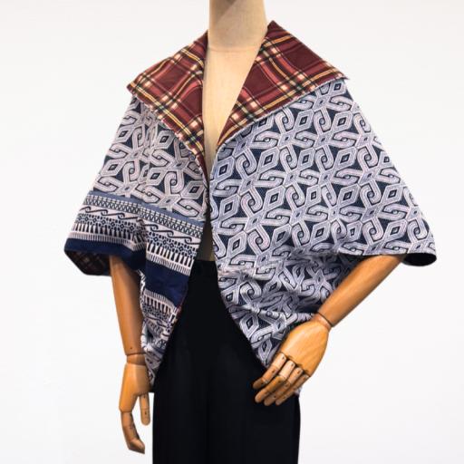 Reversible Box Cardigan - https://hitpay-production.s3.ap-southeast-1.amazonaws.com/products/9e1f73e11b124baca8a9ea8a08fe6349.jpeg