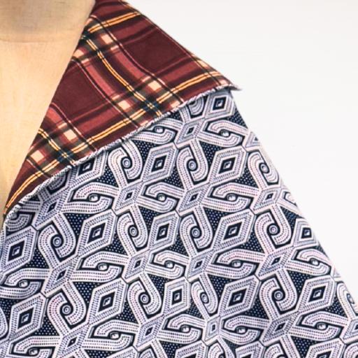 Reversible Box Cardigan - https://hitpay-production.s3.ap-southeast-1.amazonaws.com/products/9e1f73e1375e43b6ae133b0f7a8d332a.jpeg