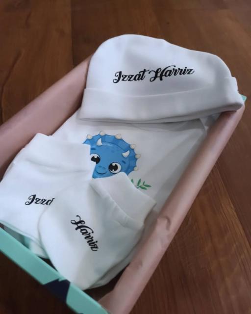Full Giftset Box Baby Rompers by Womby - image 2