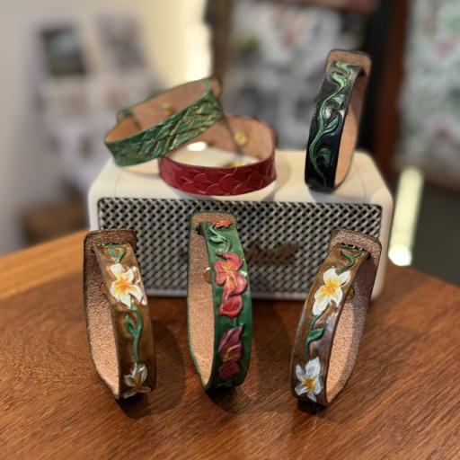 Wristbands - Carved - image 1