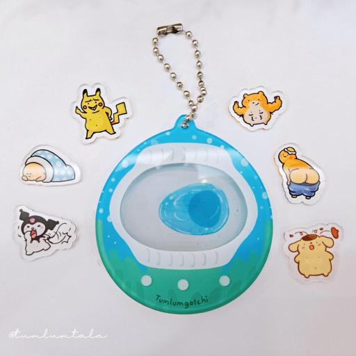 Tumlumgotchi Shaker keychain - Toilet - 2 free charms included - image 2