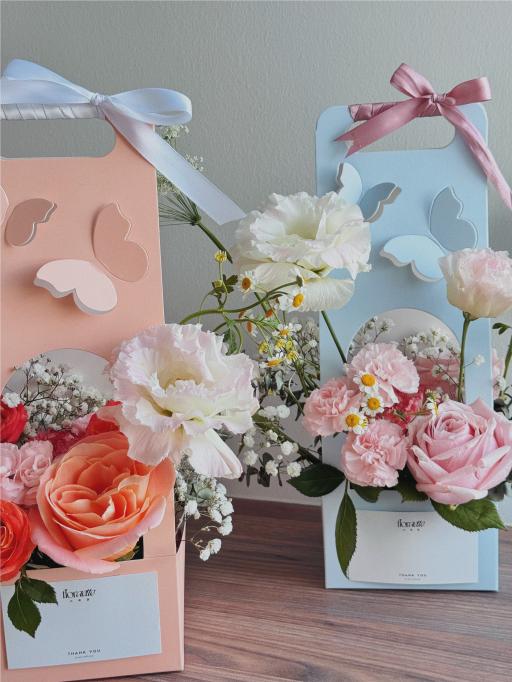 To-Go Love | Bloom Box - image 2