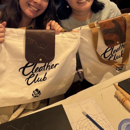 Workshop - Canvas & Leather Club Tote - image 8