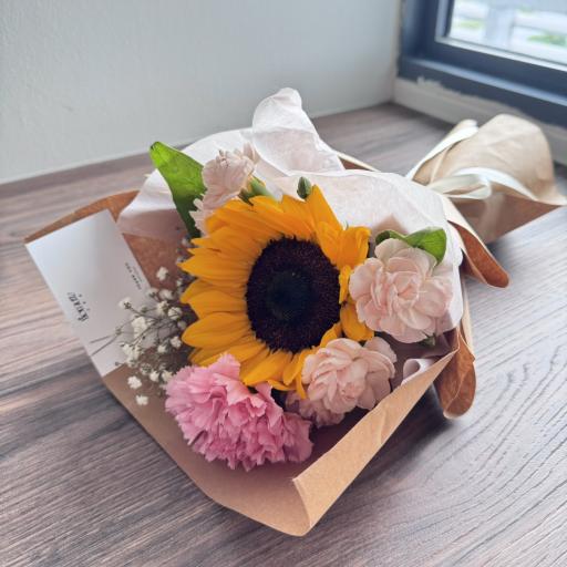 Petite Sunshine | Bouquet (Graduation Series) - image 2