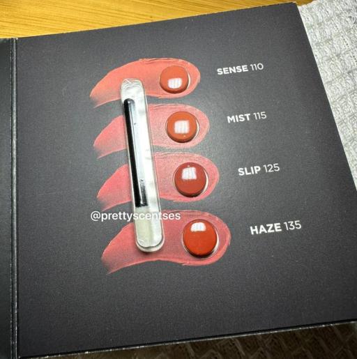 HOURGLASS Phantom Volumizing Glossy Balm Sample Card - image 2