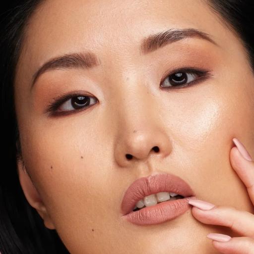 HUDA BEAUTY Liquid Matte Lipstick Wifey - image 2