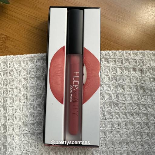 HUDA BEAUTY Liquid Matte Lipstick Bombshell - image 4