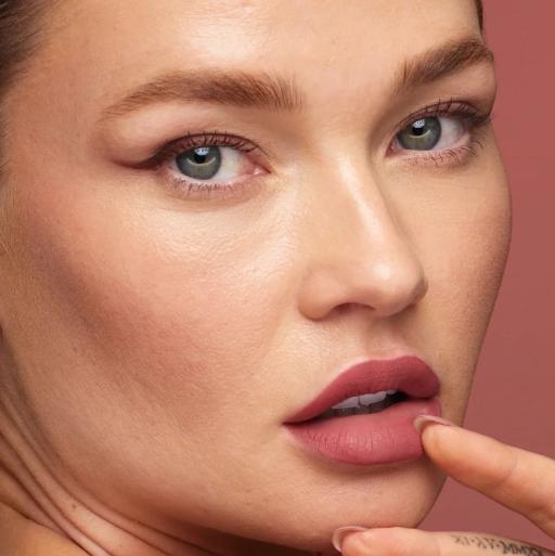 HUDA BEAUTY Liquid Matte Lipstick Bombshell - image 2