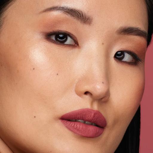 HUDA BEAUTY Liquid Matte Ultra-Comfort Transfer-Proof Lipstick 1.9ml in Icon - image 2