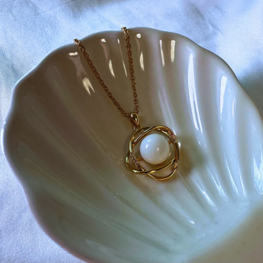 Amelia Embrace Pendant - image 2