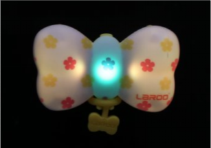 LaRoo KaLa Bow Light-Up Pendant - image 3