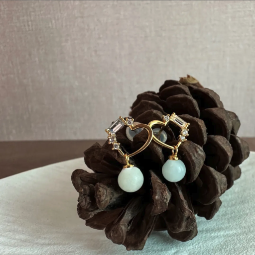 Camelia Love Precious Nurture Earrings - image 1
