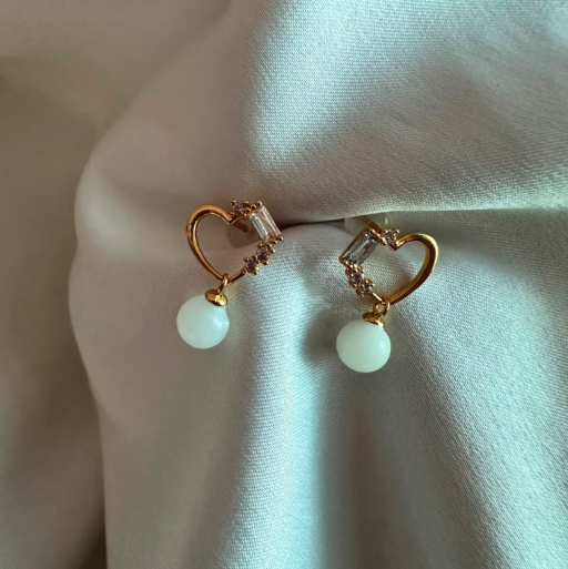 Camelia Love Precious Nurture Earrings - image 3
