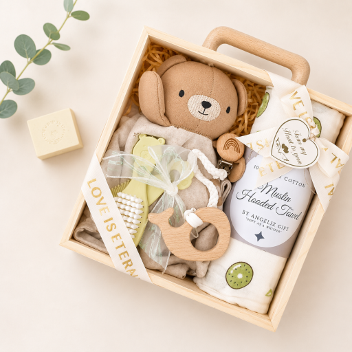 Angeliz Little Bear Snuggle Wooden Baby Hamper Gift Box Neutral 8 pcs - image 1