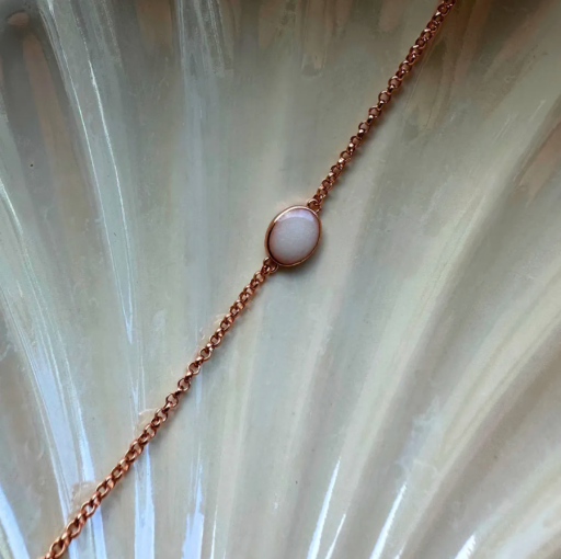 Coral Elegant Bracelet - image 3