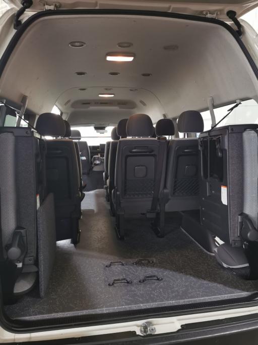 13 Seater - [Arrival] Changi Airport to Singapore Hotel - image 4