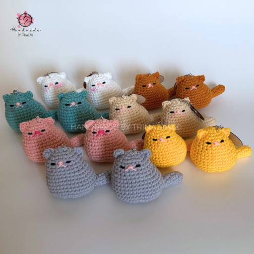 Crochet Mini Cat - image 1
