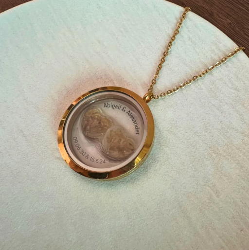 Keepsake Locket | Heart Shaped Bead | Umbilical cord + Hair Curl + Breast Milk - image 5