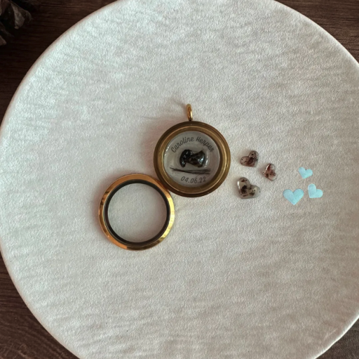 Keepsake Locket | Umbilical cord + Hair Curl / Breast milk beads | Name + D.O.B - image 3