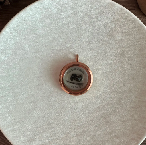 Keepsake Locket | Umbilical cord + Hair Curl / Breast milk beads | Name + D.O.B - image 4