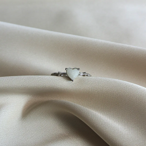Elizabethan Liquid Gold Heart Breast Milk Ring - image 2