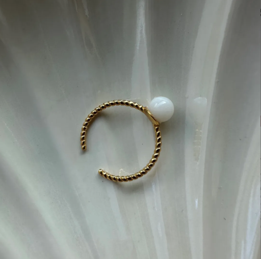 Poppy Minimalist Ring - image 4