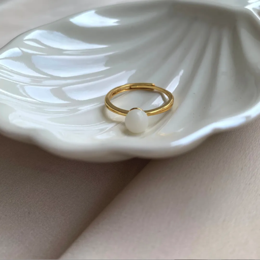 Victoria Minimalist Ring - image 3