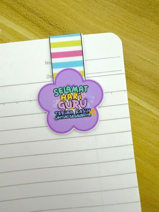 Magnetic Bookmarks: Pastel Badge - image 2